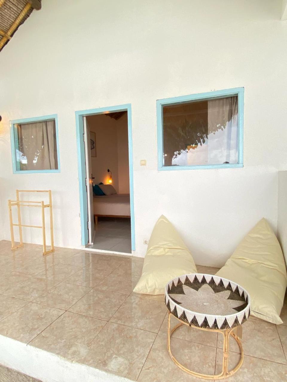 Surf Shack Grupuk Hotel Bumbang Luaran gambar
